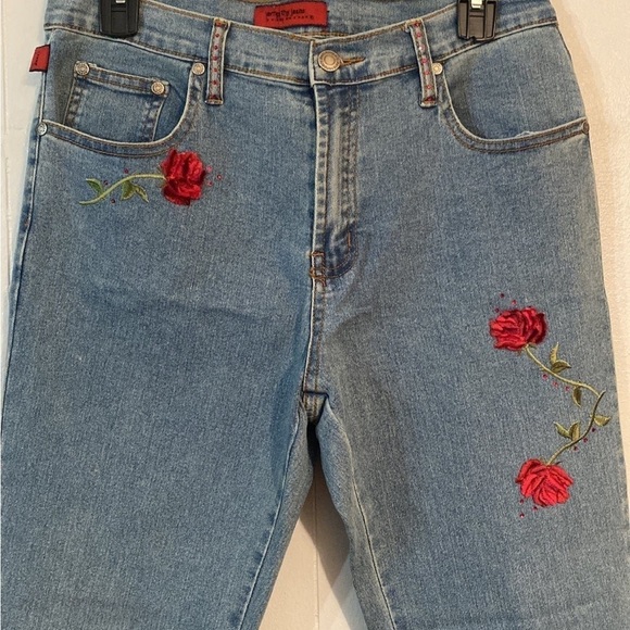NWOT Vintage Empathy Embroidered Jeans size 8 - Picture 2 of 11